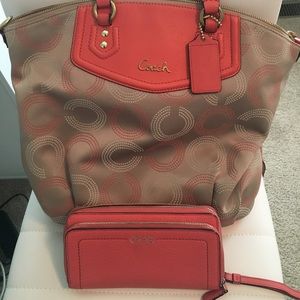 Authentic coach handbag and matching wallet